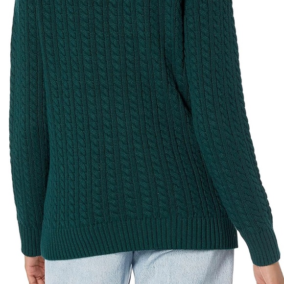 Amazon Essentials Women's Fisherman Cable Long-Sleeve Crewneck Sweater - Picture 2 of 10